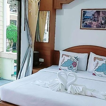 Ainny Residence Patong Bagian luar foto