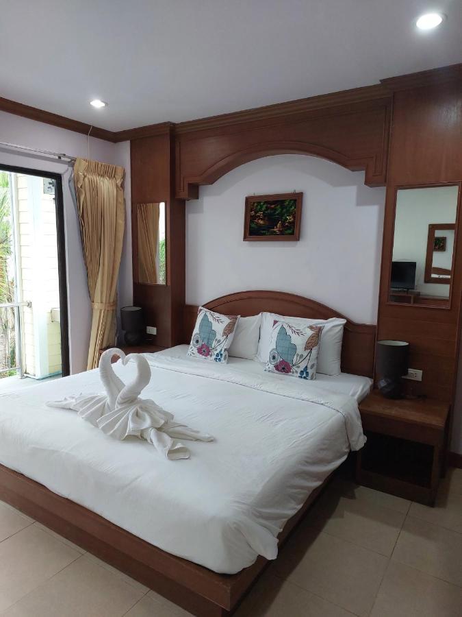 Ainny Residence Patong Bagian luar foto